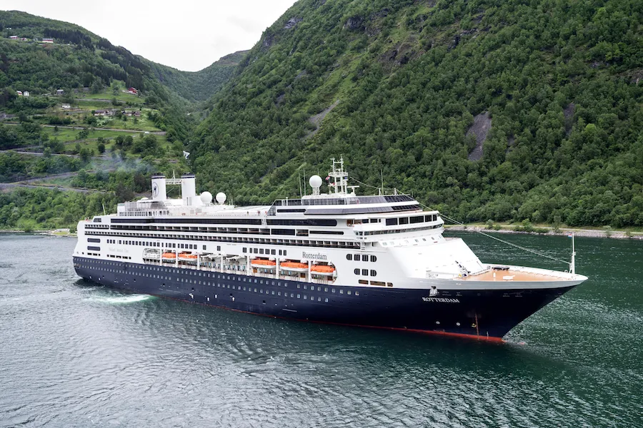 ภาพรวมล่องเรือสำราญ : สายเรือ Holland America Line : ความคลาสสิค และคุณภาพเกรดพรีเมียม